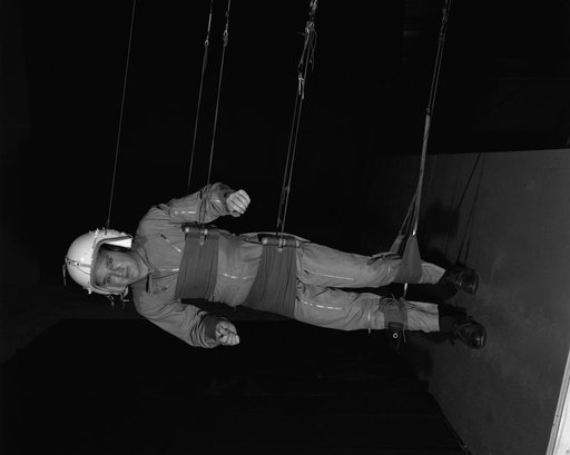 Reduced Gravity Walking Simulator