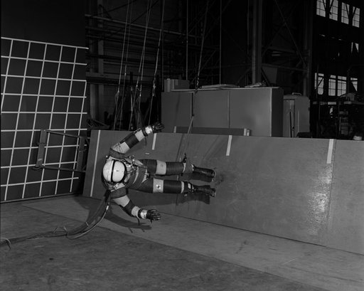 Reduced Gravity Walking Simulator