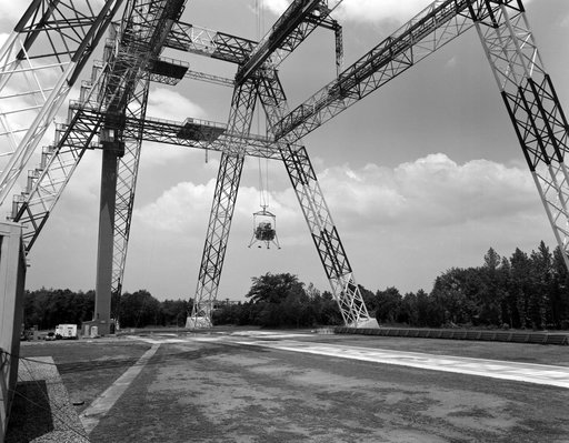 Lunar Landing Research Facility (LLRF) in operation