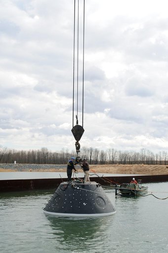 Crew Module Water Landing Model Assent (CMWLMA)