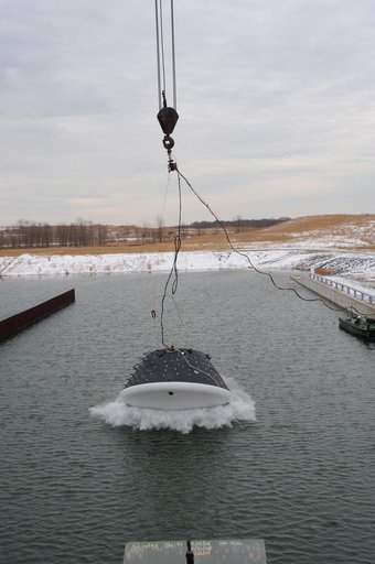 Crew Module Water Landing Model Assent (CMWLMA)