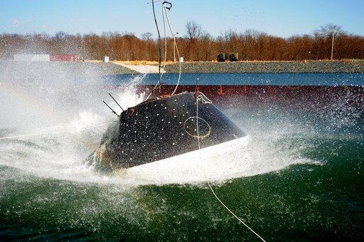 Crew Model Water Landing Module Assessment