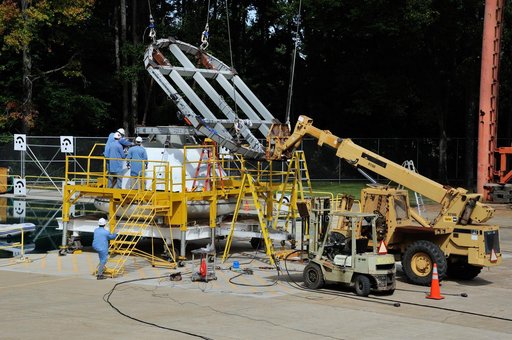 Orion SPLASH P1 Test 7 Swing Test at NASA Langley Research Cente