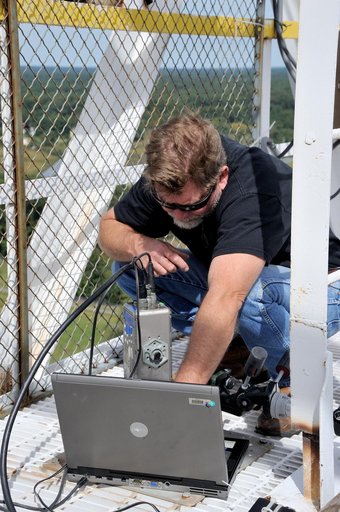 Orion SPLASH P1 Test 7 Swing Test at NASA Langley Research Cente