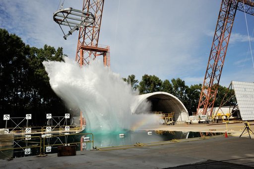 Orion SPLASH P1 Test 7 Swing Test at NASA Langley Research Cente