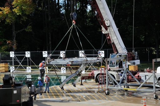 Orion SPLASH P1 Test 7 Swing Test at NASA Langley Research Cente