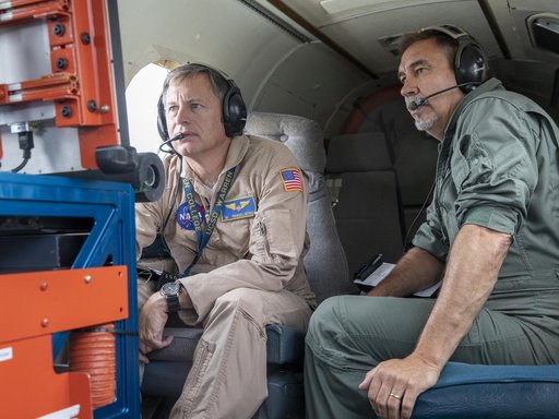 Testing of the External Vision System (XVS) Software on the B200 King Air