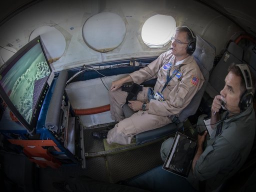 Testing of the External Vision System (XVS) Software on the B200 King Air