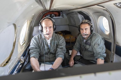 Testing of the External Vision System (XVS) Software on the B200 King Air