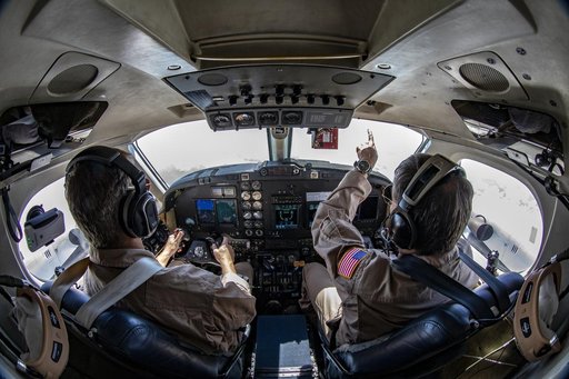 Testing of the External Vision System (XVS) Software on the B200 King Air
