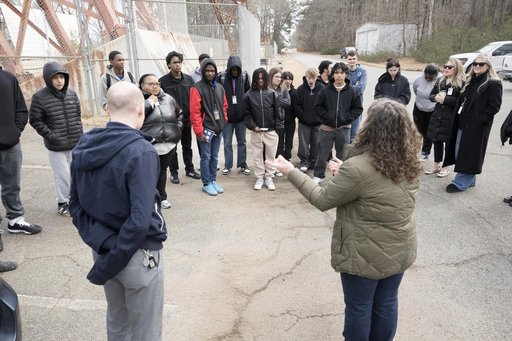 Old Dominion University's (MEESA) Lab School Students Tour Gantry