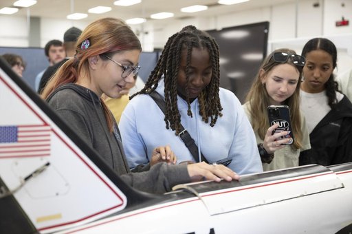 NASA Langley Expose Students to Aerospace Technical Career Fields