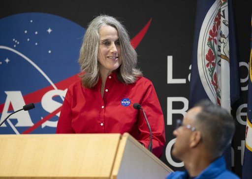 NASA Langley Expose Students to Aerospace Technical Career Fields