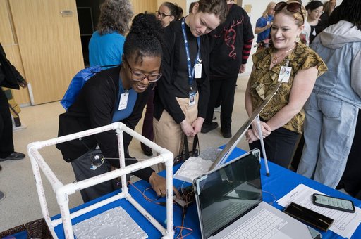 NASA Langley Expose Students to Aerospace Technical Career Fields