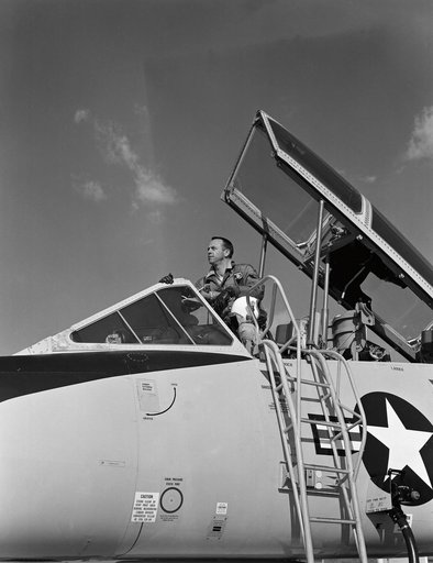 FLIGHT LINE PREP. - ASTRONAUTS SLAYTON, GRISSOM, SCHIRRA