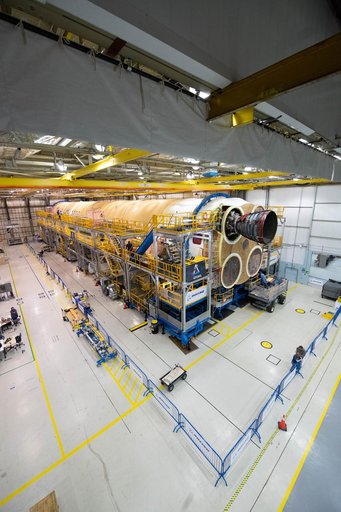 NASA Attaches First of 4 RS-25 Engines to Artemis I Rocket Stage
