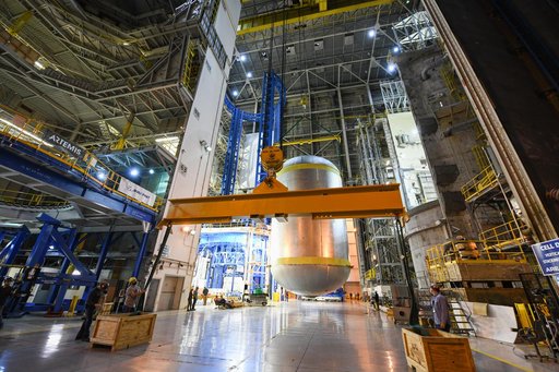 NASA Prepares Artemis II Liquid Oxygen Tank for Next Phase of Assembly