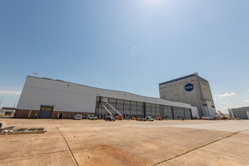 Michoud Assembly Facility Employees Wear PPE As Site Transitions to Stage 3 of NASA’s Return-To-Work Framework