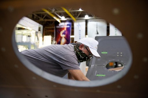 Michoud Assembly Facility Employees Wear PPE As Site Transitions to Stage 3 of NASA’s Return-To-Work Framework
