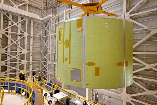 NASA Readies Artemis III