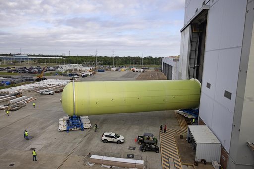 NASA Readies Artemis II Liquid Hydrogen Tank for Next Phase of Manufacturing