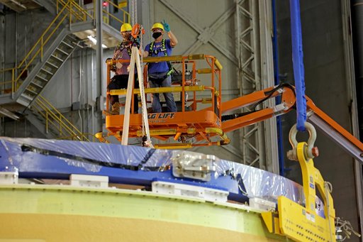 NASA Stacks Elements for Upper Portion of Artemis II Core Stage