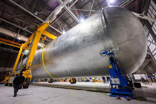 SLS Core Stage Liquid Hydrogen Tank Undergoes Testing
