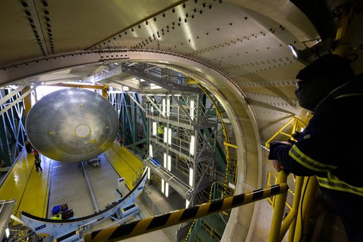 SLS Core Stage Liquid Hydrogen Tank Undergoes Testing