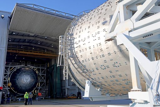 SLS Core Stage Liquid Hydrogen Tank Undergoes Testing
