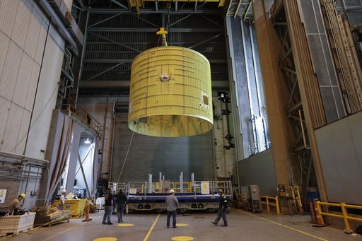 NASA Moves Core Stage 3 Intertank