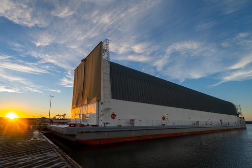 NASA teams load SLS Engine Section for Artemis III mission on Pegasus barge