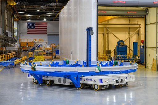 Technicians Lift, Prepare EUS Rocket Hardware for Next Phase of Production at NASA Michoud