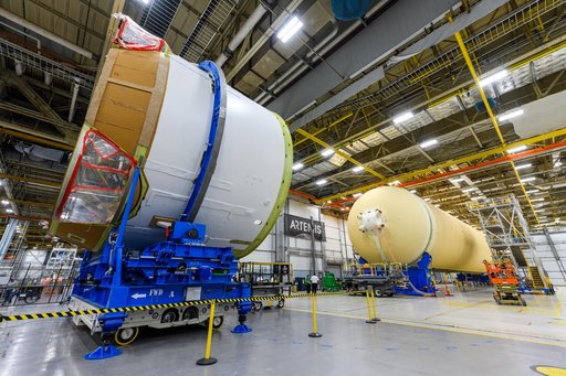 Teams Move Artemis II SLS Engine Section into Position for Final Join