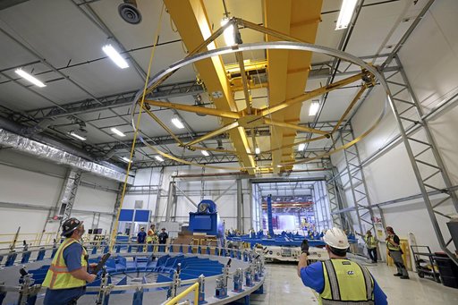 Technicians Lift, Prepare EUS Rocket Hardware for Next Phase of Production at NASA Michoud
