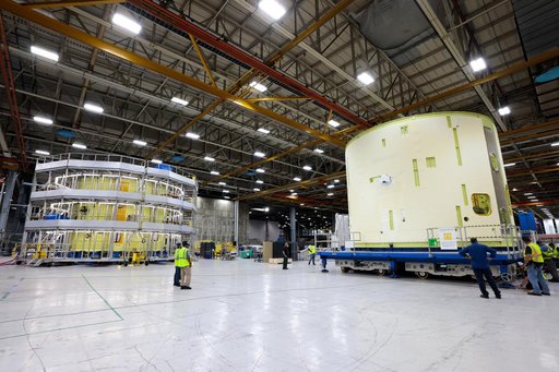 Technicians Lift, Prepare Artemis III SLS Intertank for Next Phase of Production at NASA Michoud