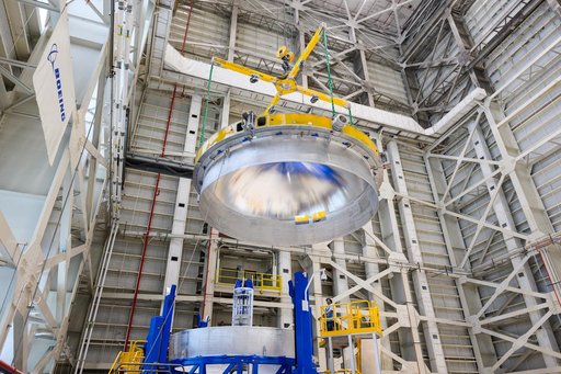 NASA, Boeing Prepare Future SLS Upper Stage Dome for Welding
