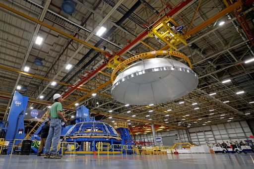Crews Complete SLS Liquid Oxygen Tank Forward Dome for Artemis IV