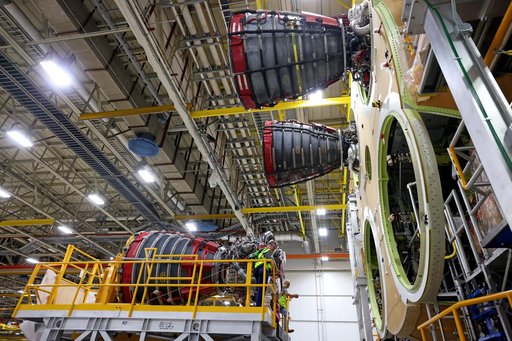 All Engines Added to Artemis II Moon SLS Rocket Core Stage