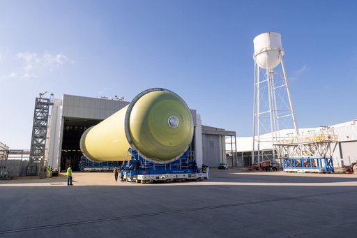 Artemis III Liquid Hydrogen Tank Prepares for Thermal Protection System Application