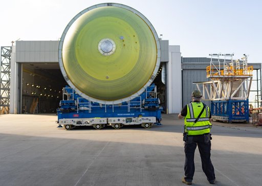 Artemis III Liquid Hydrogen Tank Prepares for Thermal Protection System Application
