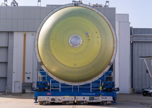 Artemis III Liquid Hydrogen Tank Prepares for Thermal Protection System Application