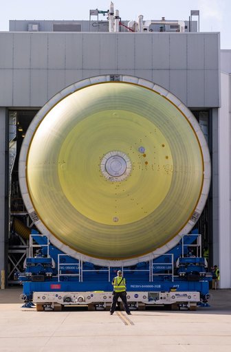 Artemis III Liquid Hydrogen Tank Prepares for Thermal Protection System Application