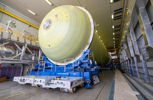 Artemis III Liquid Hydrogen Tank Prepares for Thermal Protection System Application