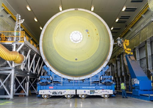 Artemis III Liquid Hydrogen Tank Prepares for Thermal Protection System Application