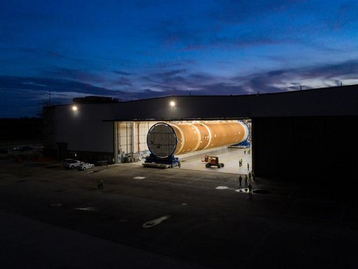 NASA Teams Prepare Artemis II Rocket Stage for Shipment