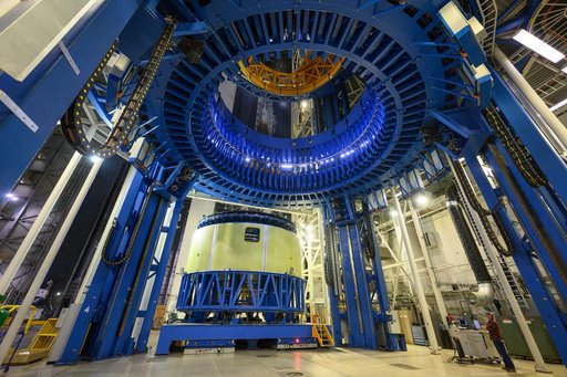 Artemis IV Forward Skirt Moves to Vertical Assembly Center for Next Phase of Production
