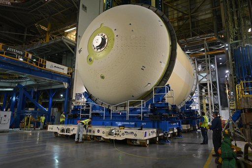 Artemis III Liquid Oxygen Tank Moves to Vertical Assembly Building at Michoud