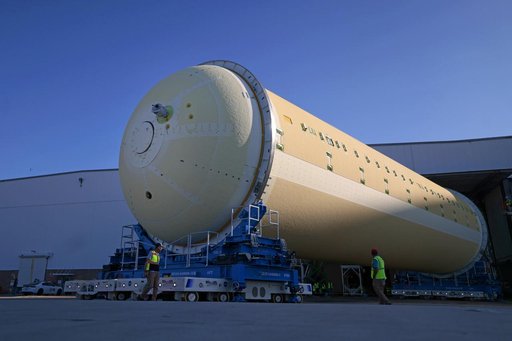 Artemis III Liquid Hydrogen Tank Moves to Next Phase of Production
