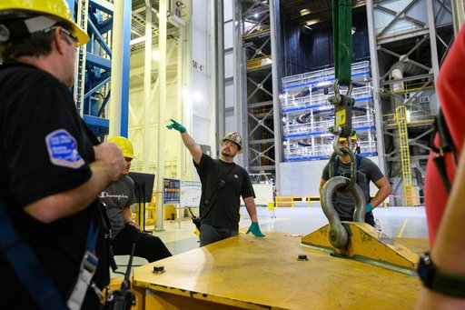 Artemis IV Liquid Hydrogen Tank Barrel Moves into Vertical Assembly Center