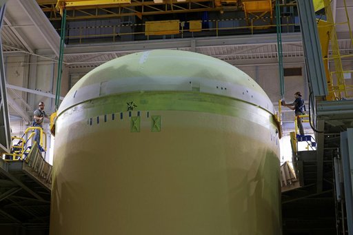 Artemis III Liquid Hydrogen Tank Moves to Final Assembly